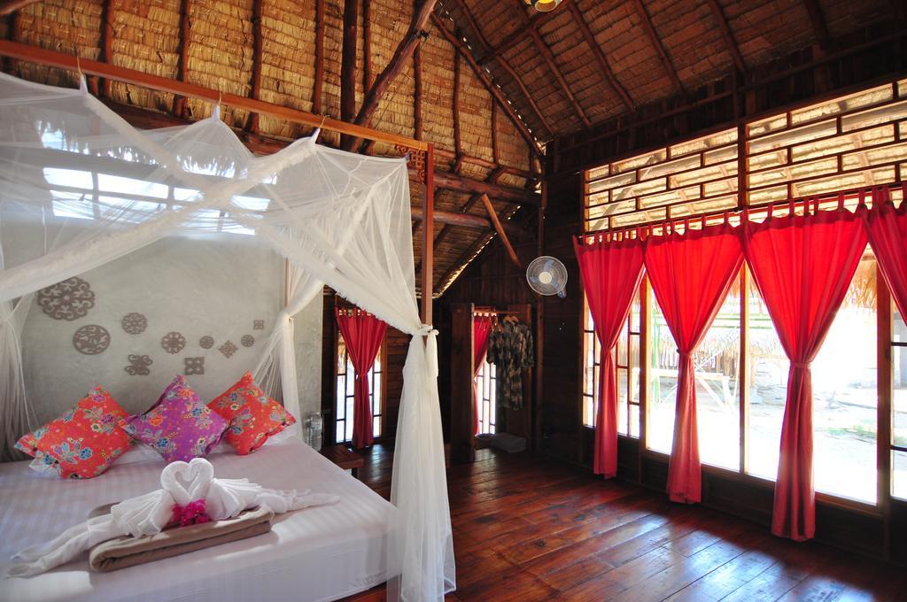The Moken Eco Village - Sha Plus Ko Phra Thong Exterior photo