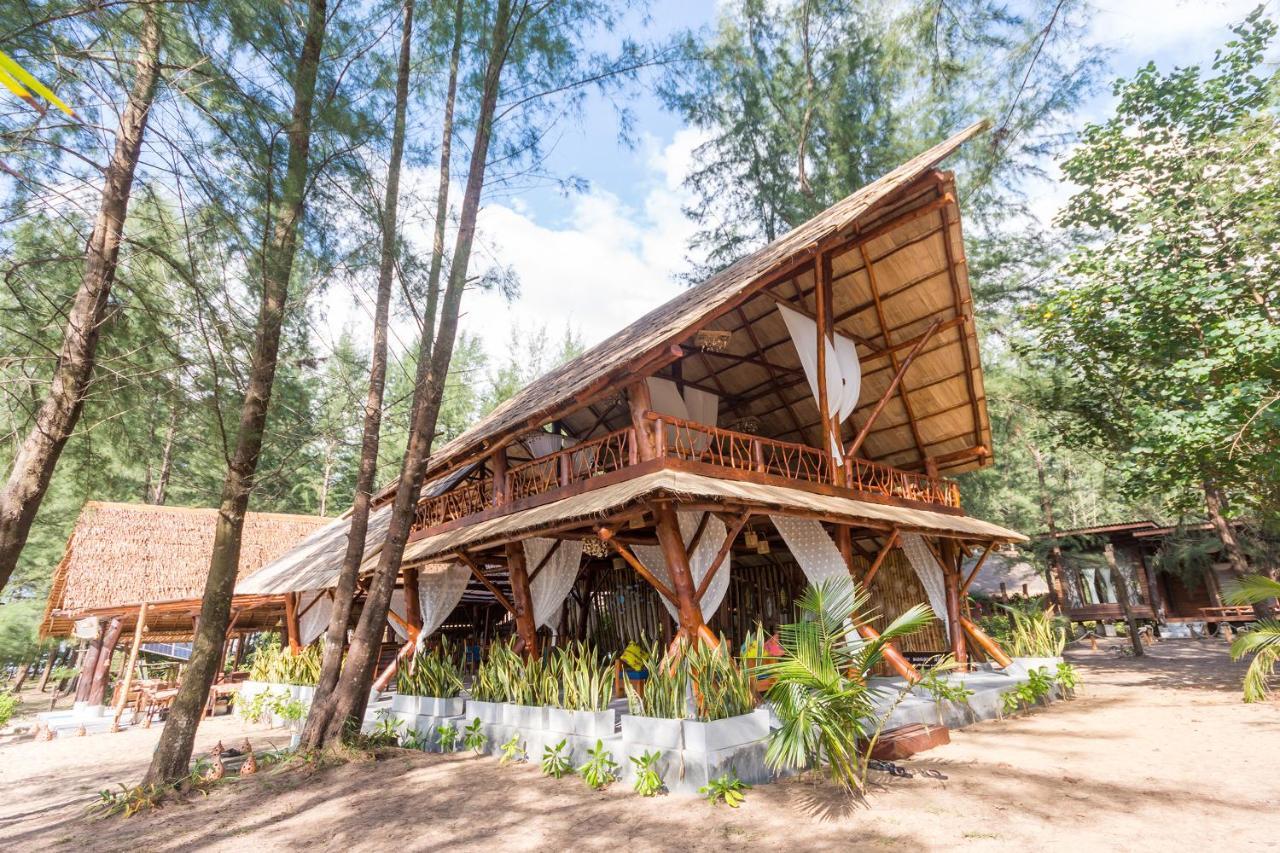 The Moken Eco Village - Sha Plus Ko Phra Thong Exterior photo